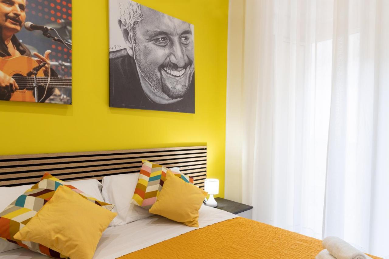 The Heart Guest House Наполи Екстериор снимка